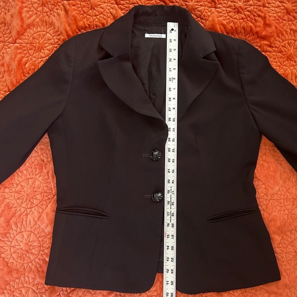 ๐ค Vintage Modyva Italian Blazer | Y2K Fitted Black Jacket | MSRP $800 - Picture 3 of 8